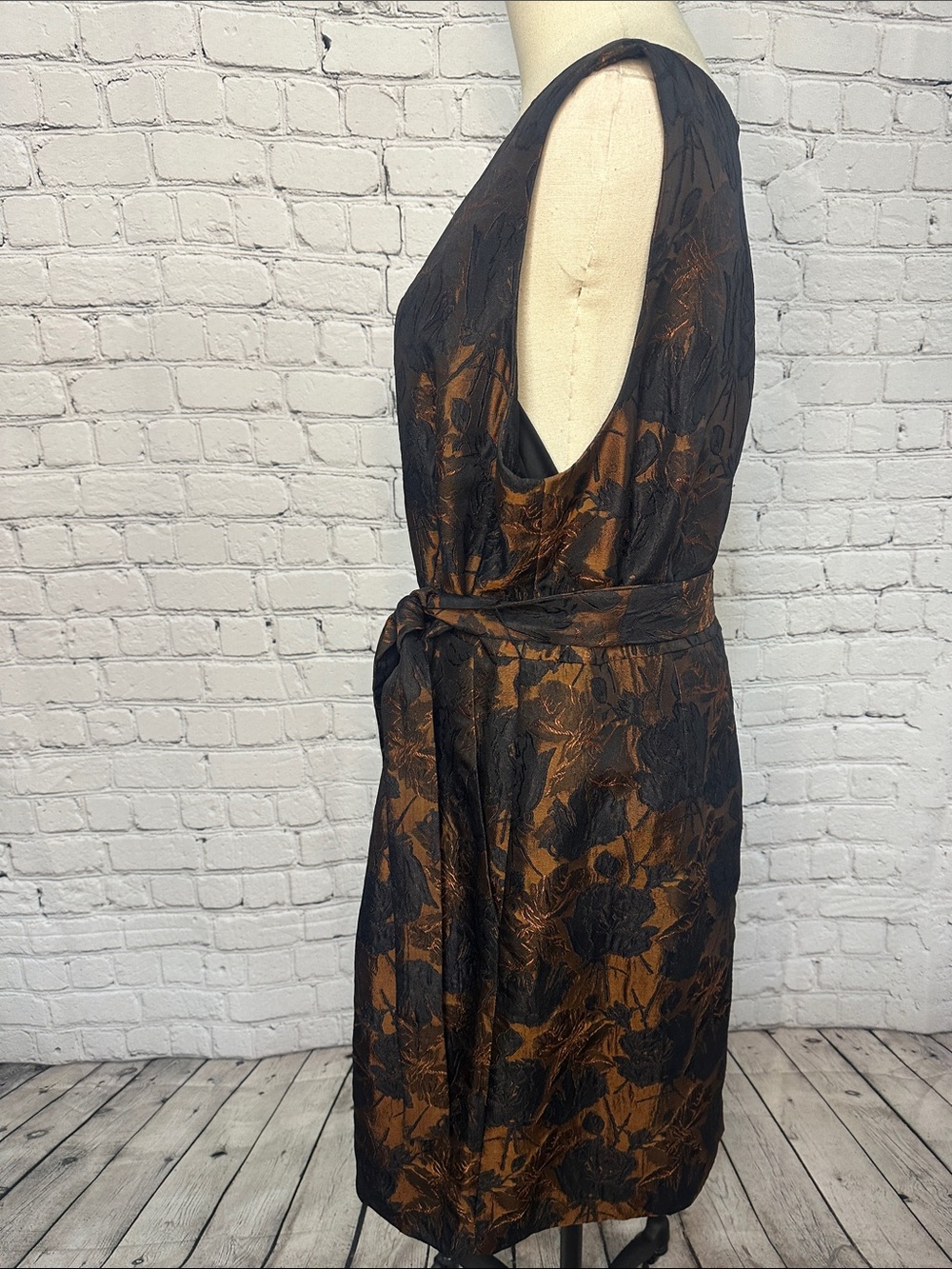 Talbots Bronze and Black Floral Jacquard Belted Dress Size 18 NEW - Picture 4 of 9